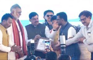 आयुक्त एवं महापौर का सीएम डॉ. मोहन यादव ने किया सम्मानसंवेदनशील कलेक्टर शीलेंद्र सिंह के सतत मार्गदर्शन का परिणाम