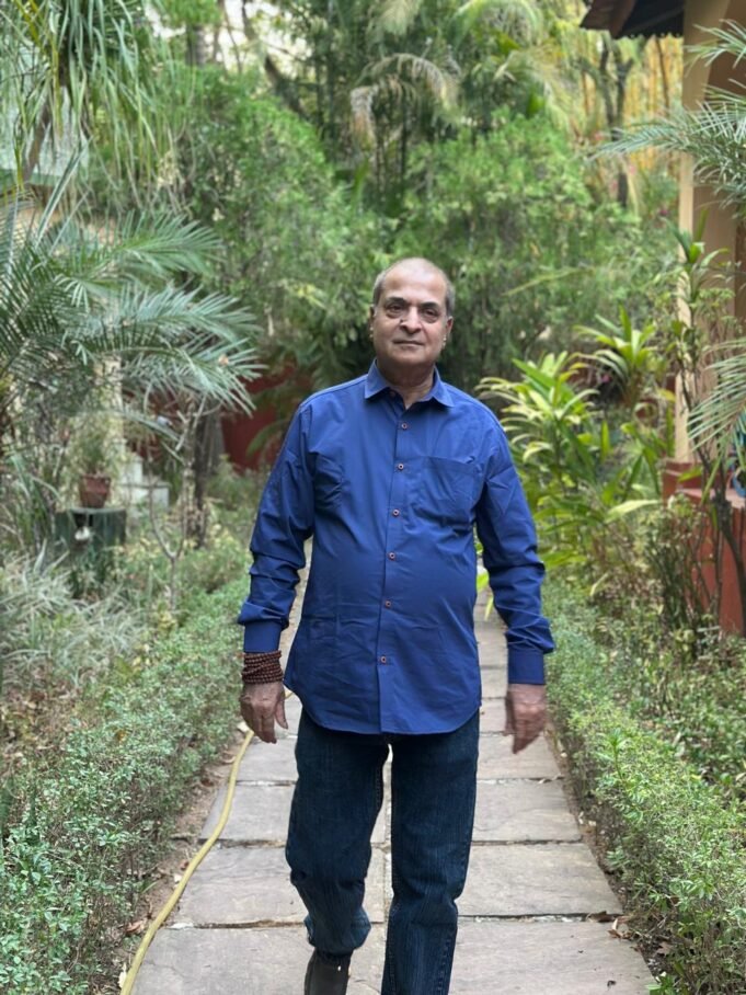 सेवा समर्पण का दूसरा नाम संजय भारद्वाज इनका निराला अंदाज ही इनकी पहचान है। सेवा का नया संकल्प