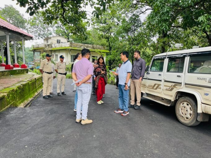 पर्यटन की नई उड़ान भरने तैयार तामिया : कलेक्टर श्री सिंह एवं सीईओ श्री कुमार के साथ भोपाल से पहुंची टीम ने बनाई विस्तृत कार्ययोजना